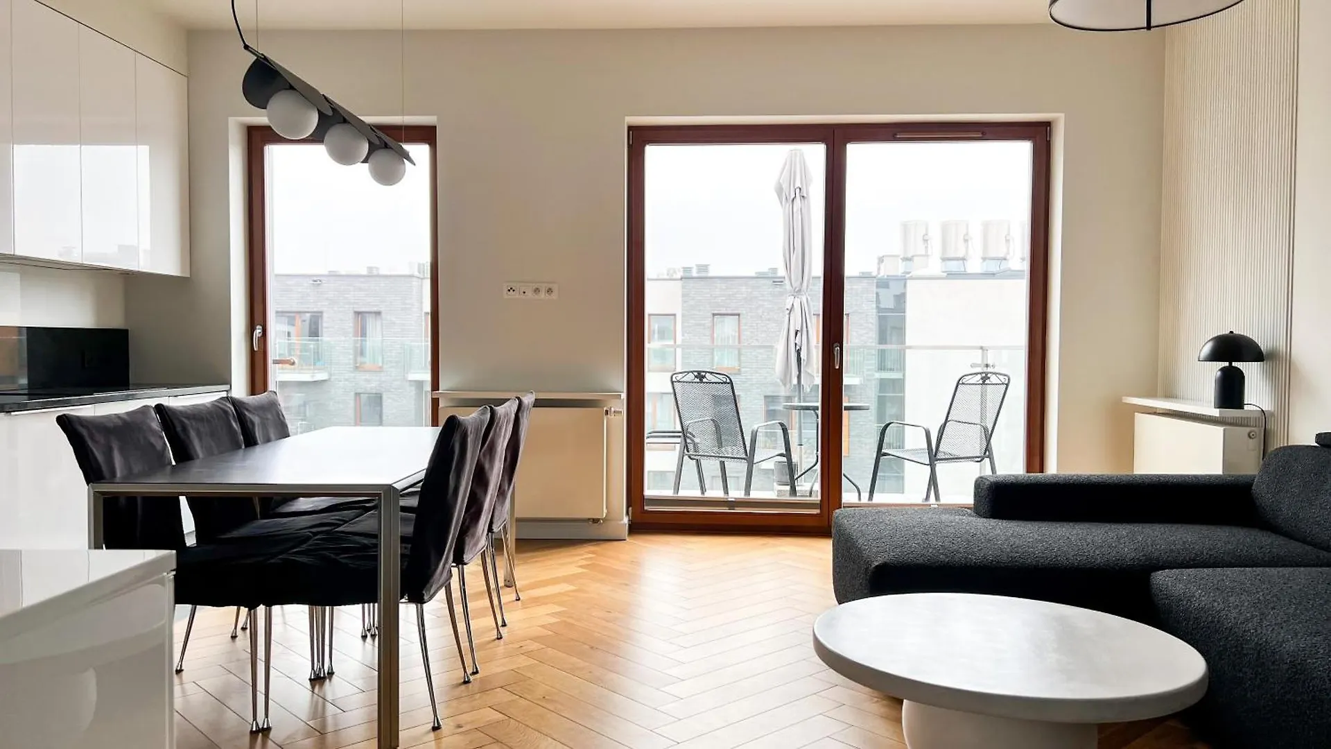Luxe Downtown Dwellings Apartment Krakow